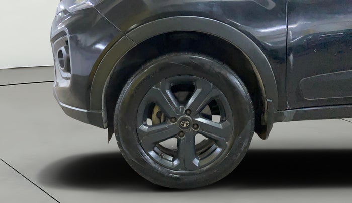 2021 Tata NEXON XZA PLUS (O) PETROL DARK EDITION, Petrol, Automatic, 87,304 km, Left Front Wheel