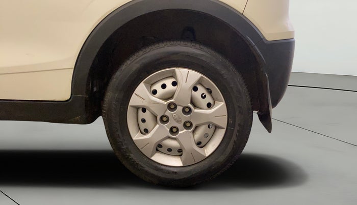 2021 Mahindra XUV300 W4 1.2 PETROL, Petrol, Manual, 29,450 km, Left Rear Wheel