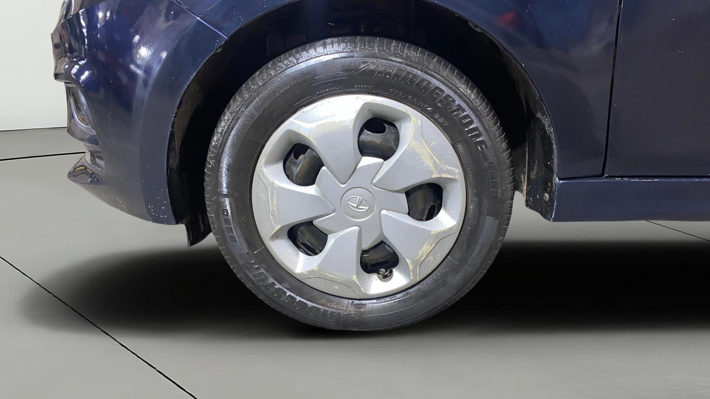 2021 Tata Tiago XT (O) PETROL, Petrol, Manual, 44,599 km, Left Front Wheel