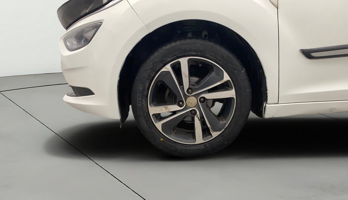 2021 Tata ALTROZ XZ PETROL, Petrol, Manual, 93,195 km, Left Front Wheel