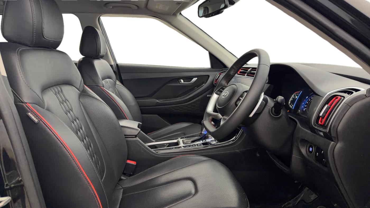 2023 Hyundai Creta SX (O) 1.5 Diesel AT Knight Edition, Diesel, Automatic, 72,509 km, Right Side Front Door Cabin