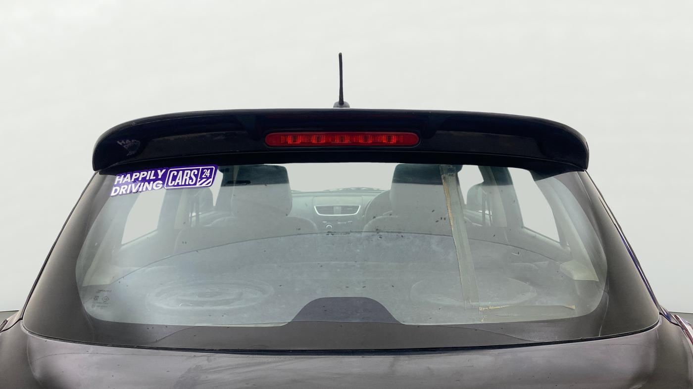 2013 Maruti Swift VXI, Petrol, Manual, 68,831 km, Rear Windshield