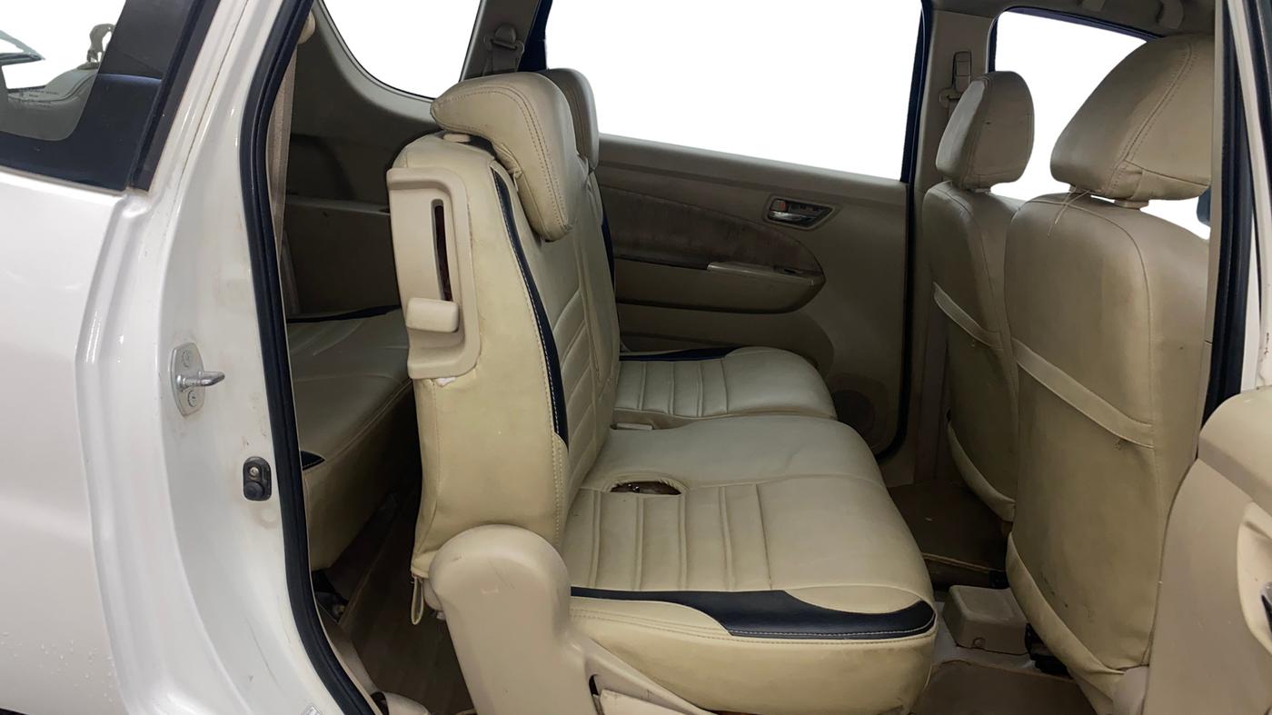2014 Maruti Ertiga ZDI, Diesel, Manual, 1,31,702 km, Right Side Rear Door Cabin