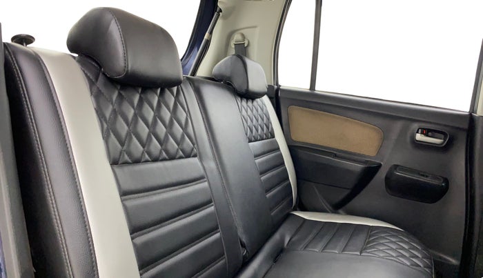 2017 Maruti Wagon R 1.0 LXI CNG, CNG, Manual, 1,01,847 km, Right Side Rear Door Cabin