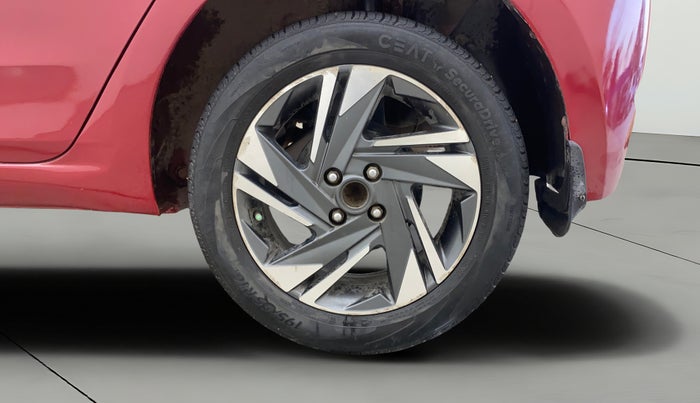 2017 Hyundai Elite i20 ASTA 1.4 CRDI, Diesel, Manual, 1,31,421 km, Left Rear Wheel