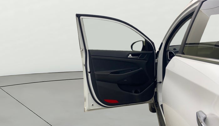 2020 Hyundai Tucson GLS 2WD AT PETROL, Petrol, Automatic, 28,663 km, LHS Front Door