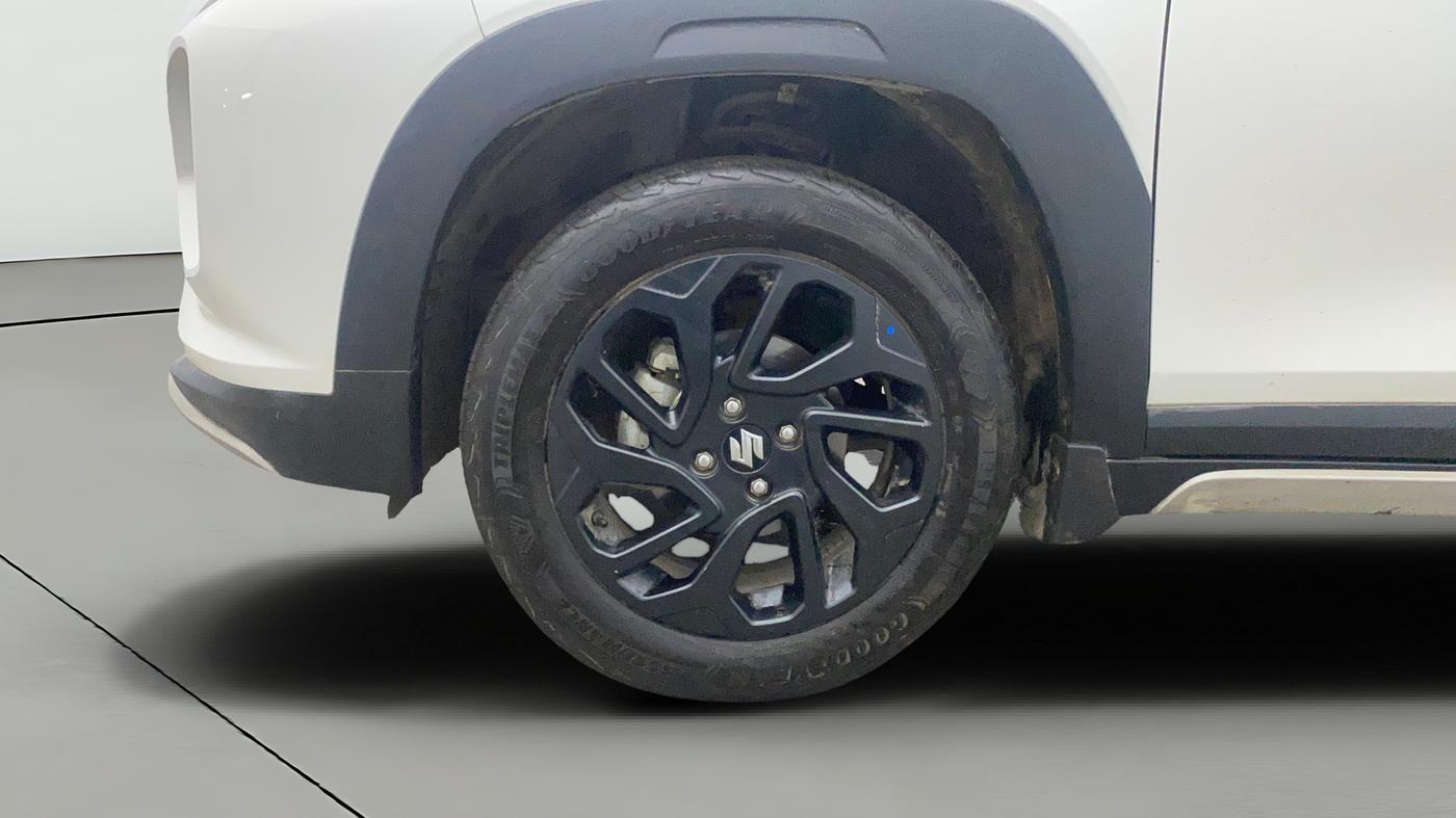 2025 Maruti FRONX ZETA 1.0 TURBO MT, Petrol, Manual, 7,925 km, Left Front Wheel