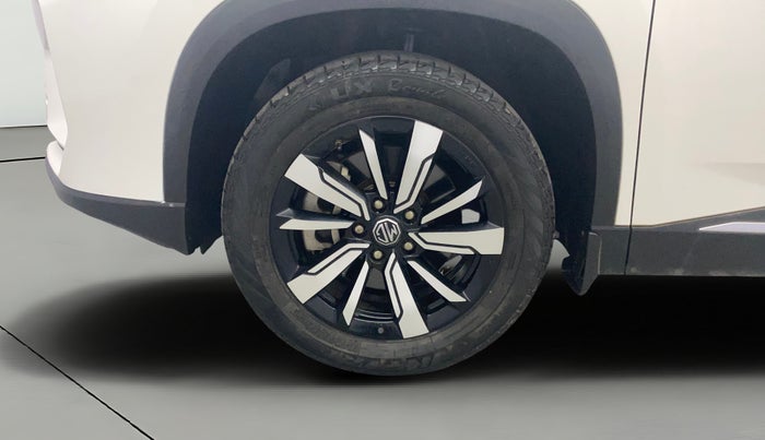 2020 MG HECTOR PLUS SMART 1.5 PETROL TURBO DCT 6-STR, Petrol, Automatic, 40,546 km, Left Front Wheel