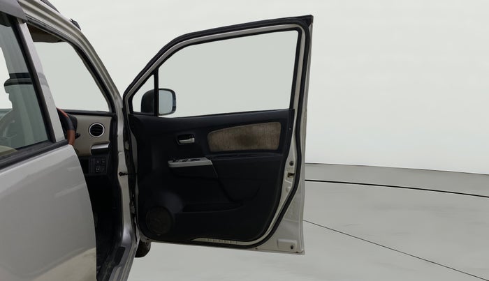2015 Maruti Wagon R 1.0 VXI, CNG, Manual, 95,149 km, RHS Front Door