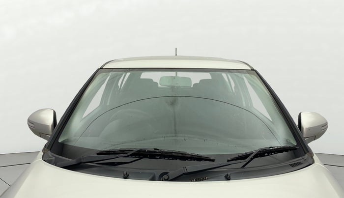 2017 Maruti Swift VXI O, Petrol, Manual, 37,485 km, Front Windshield