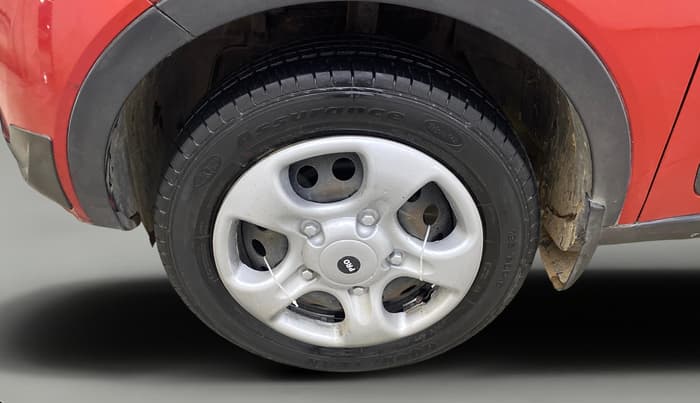 2018 Tata NEXON XM PETROL, Petrol, Manual, 71,164 km, Left Front Wheel