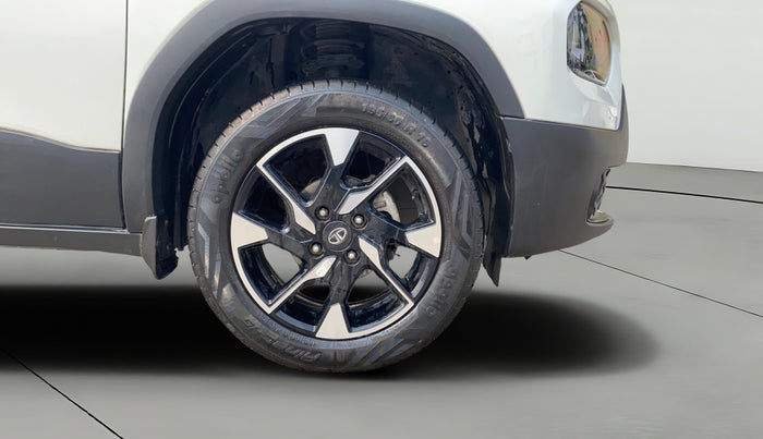 2023 Tata PUNCH CREATIVE  MT, Petrol, Manual, 10,274 km, Right Front Wheel