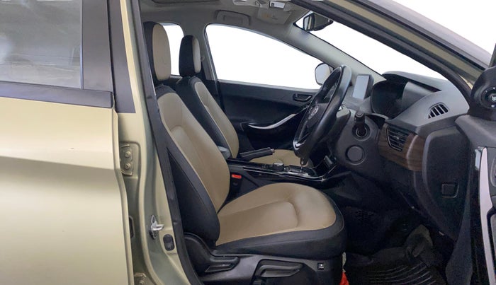 2022 Tata NEXON XZA PLUS (PREMIUM) KAZIRANGA PETROL, Petrol, Automatic, 32,262 km, Right Side Front Door Cabin