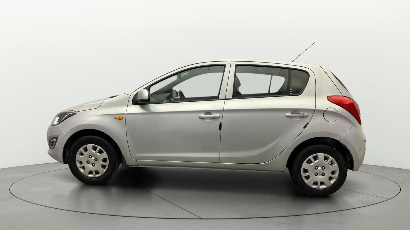 2013 Hyundai i20 MAGNA 1.2, Petrol, Manual, 98,919 km, Left Side