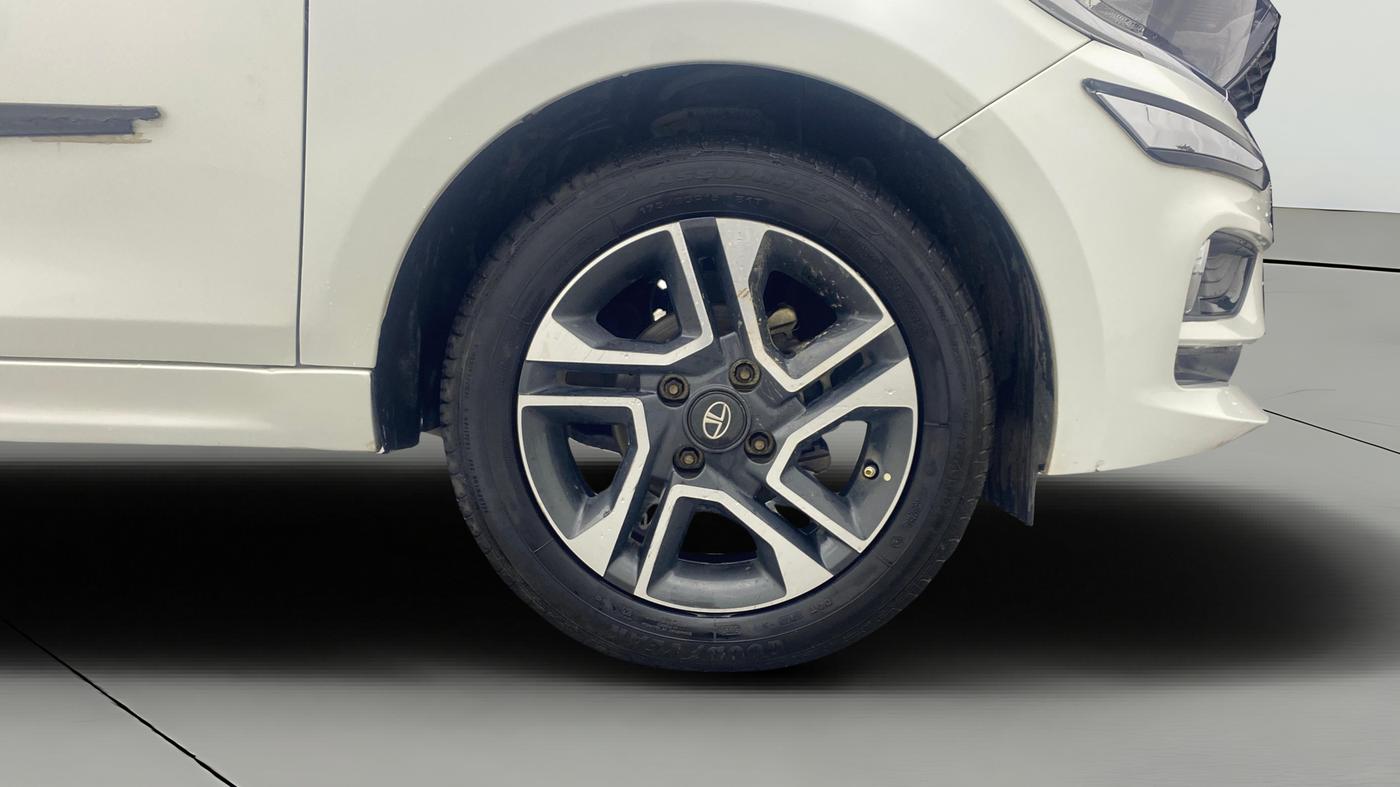 2020 Tata Tiago XZA PLUS PETROL, Petrol, Automatic, 62,785 km, Right Front Wheel