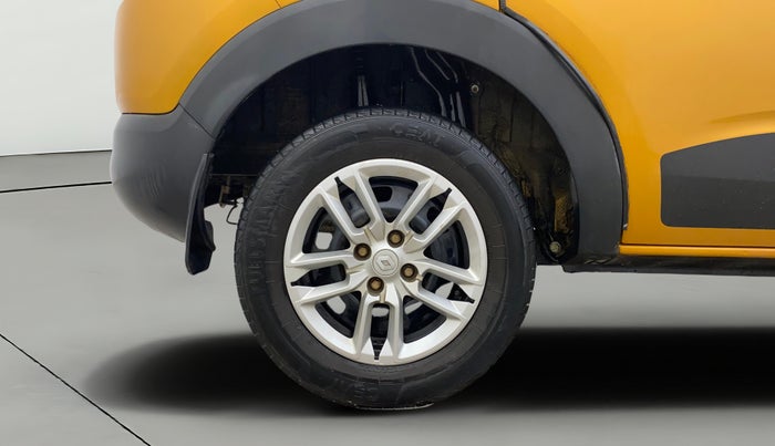 2020 Renault TRIBER RXL AMT, Petrol, Automatic, 40,441 km, Right Rear Wheel