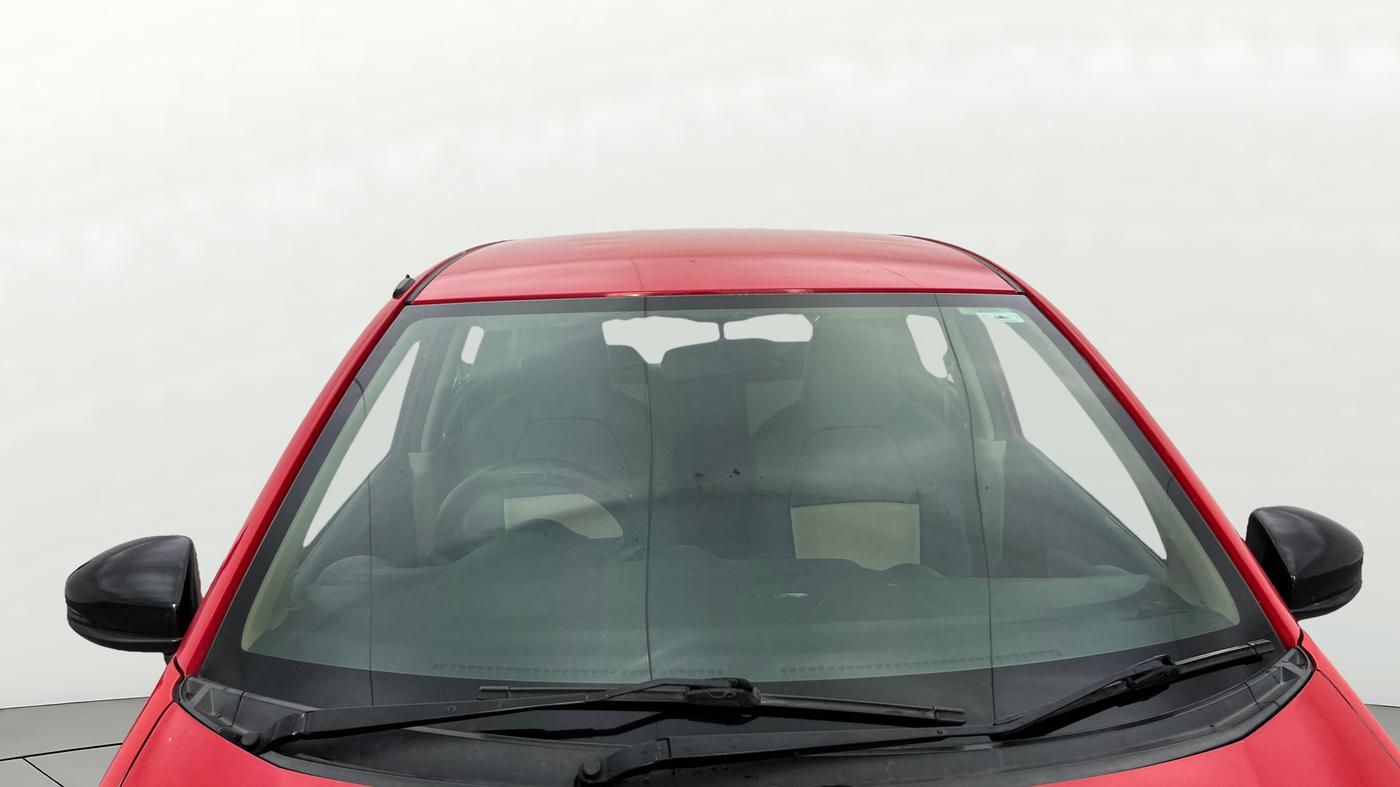 2015 Honda Brio VX AT, Petrol, Automatic, 62,075 km, Front Windshield