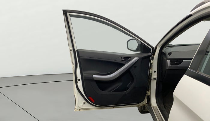 2023 Tata NEXON XM PETROL, Petrol, Manual, 39,309 km, LHS Front Door