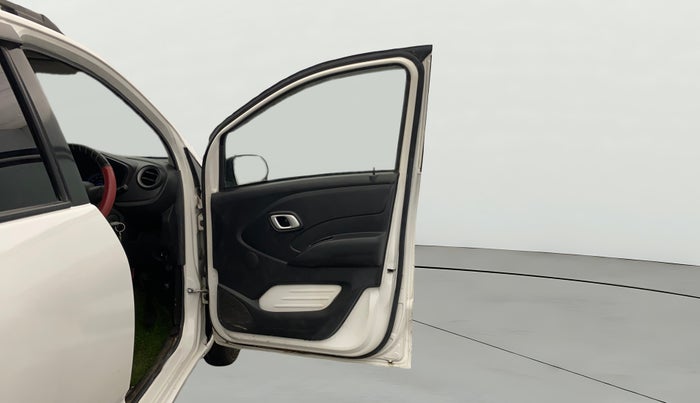 2018 Datsun Redi Go T, Petrol, Manual, 44,926 km, RHS Front Door