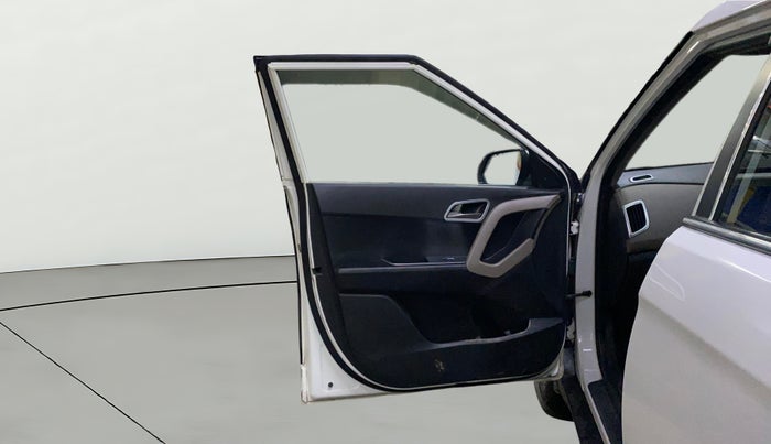 2016 Hyundai Creta S 1.6 PETROL, Petrol, Manual, 94,050 km, LHS Front Door