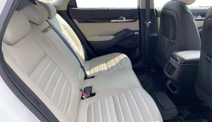 2020 KIA SELTOS GTX PLUS 1.4 PETROL, Petrol, Manual, 39,192 km, Right Side Rear Door Cabin