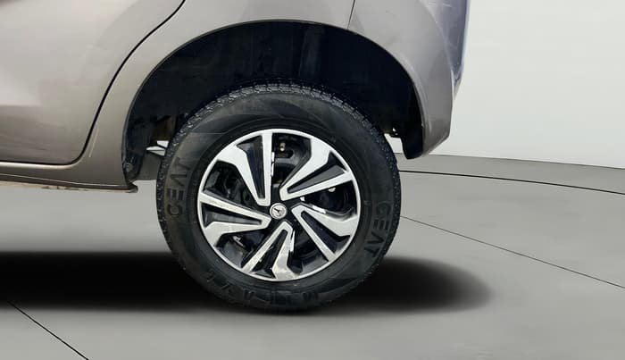 2017 Datsun Redi Go T (O), Petrol, Manual, 63,869 km, Left Rear Wheel