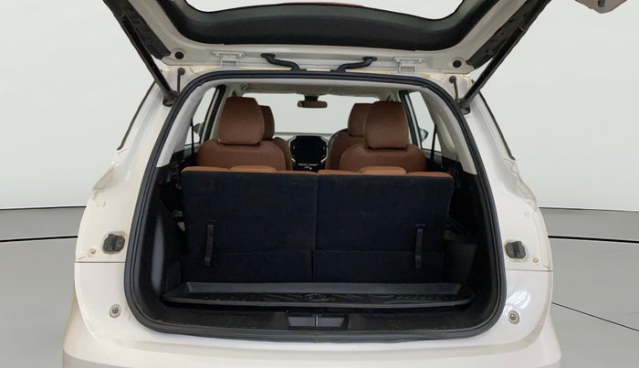 2022 MG HECTOR PLUS SHARP 1.5 PETROL TURBO CVT 6-STR, Petrol, Automatic, 18,482 km, Boot Open Zoomed View