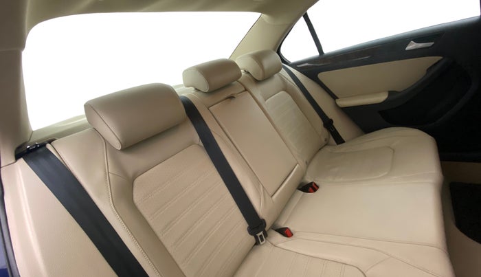 2014 Volkswagen Jetta HIGHLINE TDI, Diesel, Manual, 70,639 km, Right Side Rear Door Cabin