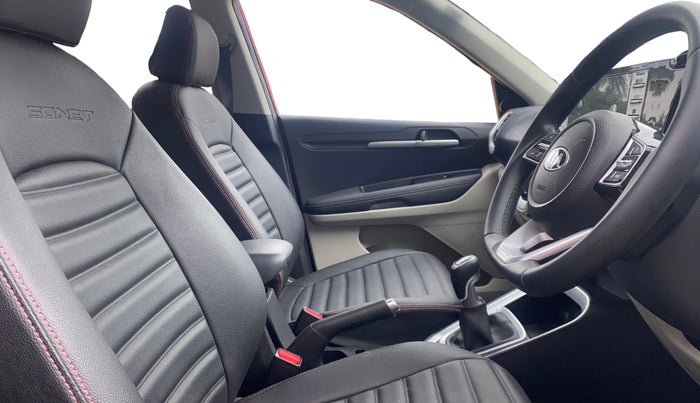 2021 KIA SONET HTX 1.0 IMT, Petrol, Manual, 16,868 km, Right Side Front Door Cabin