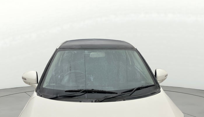 2014 Maruti Swift VDI, Diesel, Manual, 1,11,566 km, Front Windshield