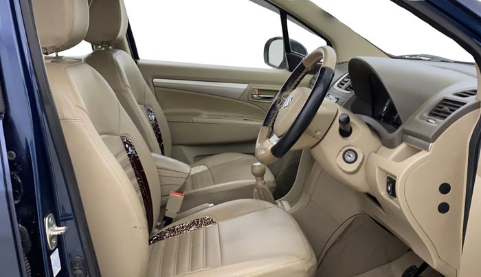 2016 Maruti Ertiga VXI CNG, CNG, Manual, 69,392 km, Right Side Front Door Cabin