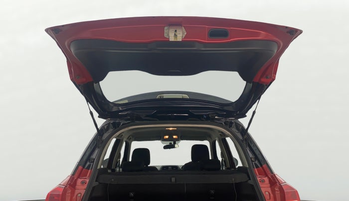 2019 Maruti Vitara Brezza ZDI PLUS DUAL TONE, Diesel, Manual, 35,944 km, Boot Door Open