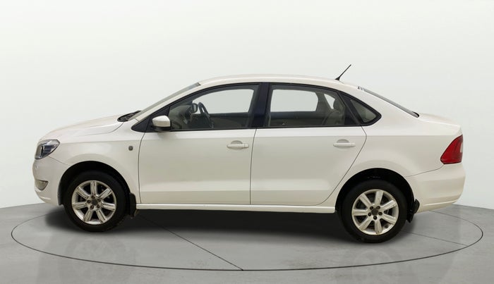 2014 Skoda Rapid AMBITION 1.6 MPI MT, Petrol, Manual, 39,036 km, Left Side