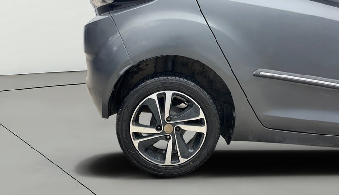 2020 Tata ALTROZ XZ PETROL, Petrol, Manual, 52,416 km, Right Rear Wheel