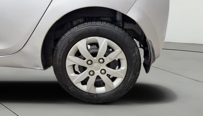 2015 Hyundai Eon MAGNA +, Petrol, Manual, 43,518 km, Left Rear Wheel