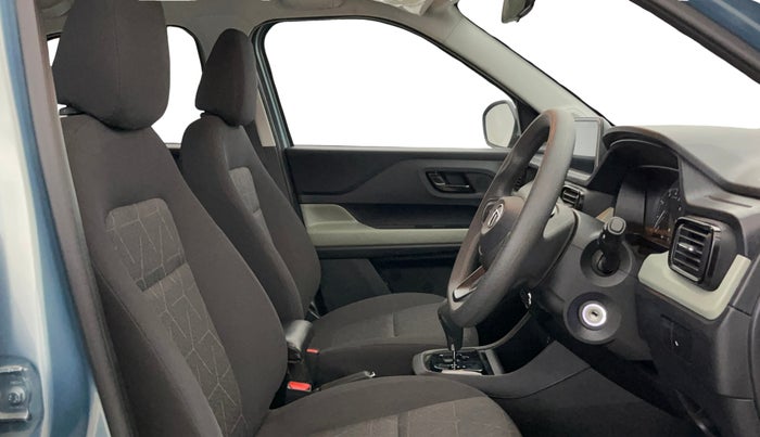 2022 Tata PUNCH ADVENTURE AMT, Petrol, Automatic, 16,344 km, Right Side Front Door Cabin