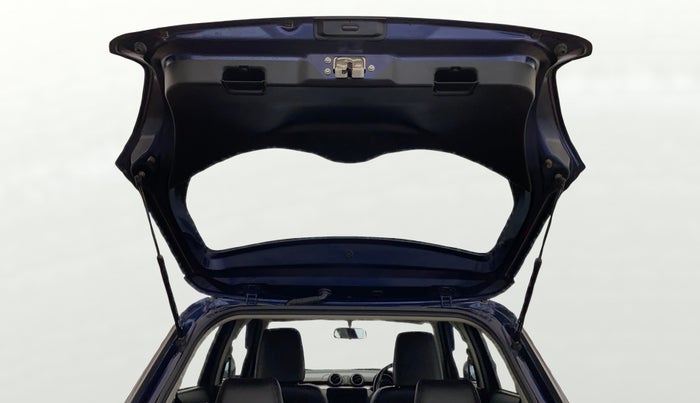 2021 Maruti Swift VXI, Petrol, Manual, 32,217 km, Boot Door Open