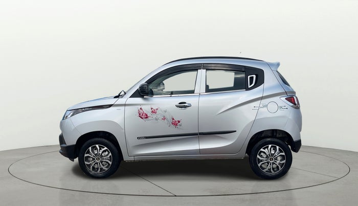 2016 Mahindra Kuv100 K2 PLUS 6 STR, Petrol, Manual, 19,783 km, Left Side