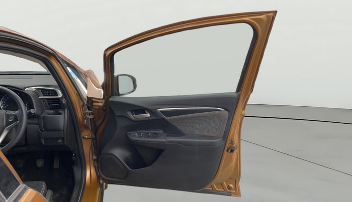 2017 Honda WR-V 1.5L I-DTEC VX MT, Diesel, Manual, 57,974 km, RHS Front Door