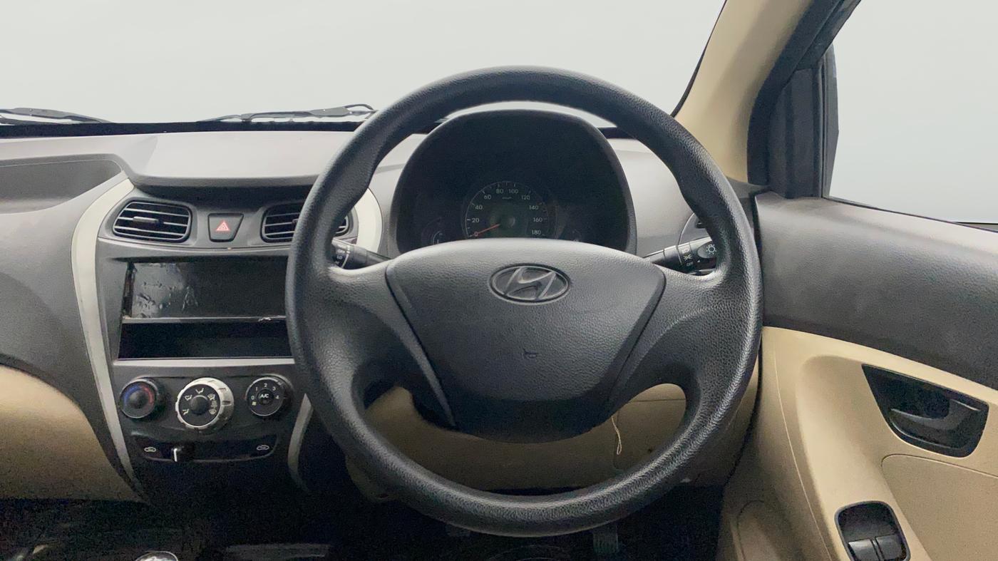 2015 Hyundai Eon ERA +, Petrol, Manual, 46,782 km, Steering Wheel Close Up