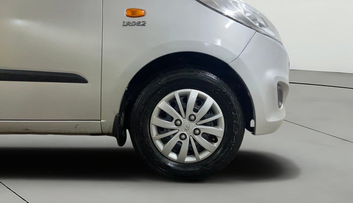 2013 Hyundai i10 MAGNA 1.1, Petrol, Manual, 83,202 km, Right Front Wheel