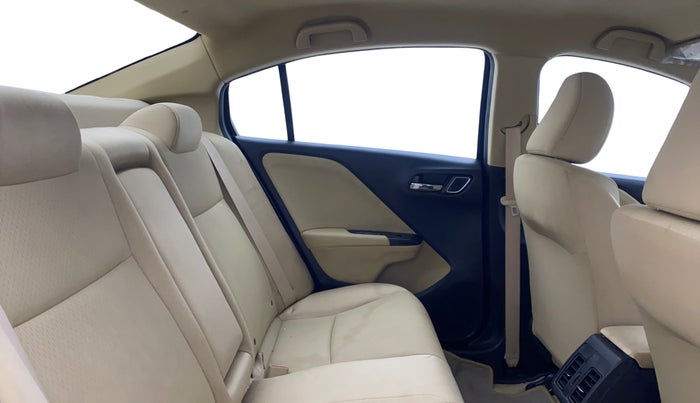 2022 Honda City 1.5L I-VTEC V MT 5TH GEN, Petrol, Manual, 30,464 km, Right Side Rear Door Cabin