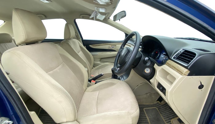 2018 Maruti Ciaz DELTA 1.5 SHVS MT PETROL, Petrol, Manual, 30,350 km, Right Side Front Door Cabin