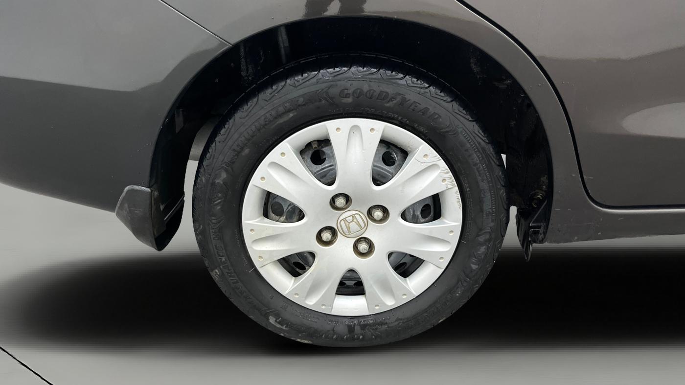 2015 Honda Amaze 1.2L I-VTEC S, Petrol, Manual, 62,387 km, Right Rear Wheel