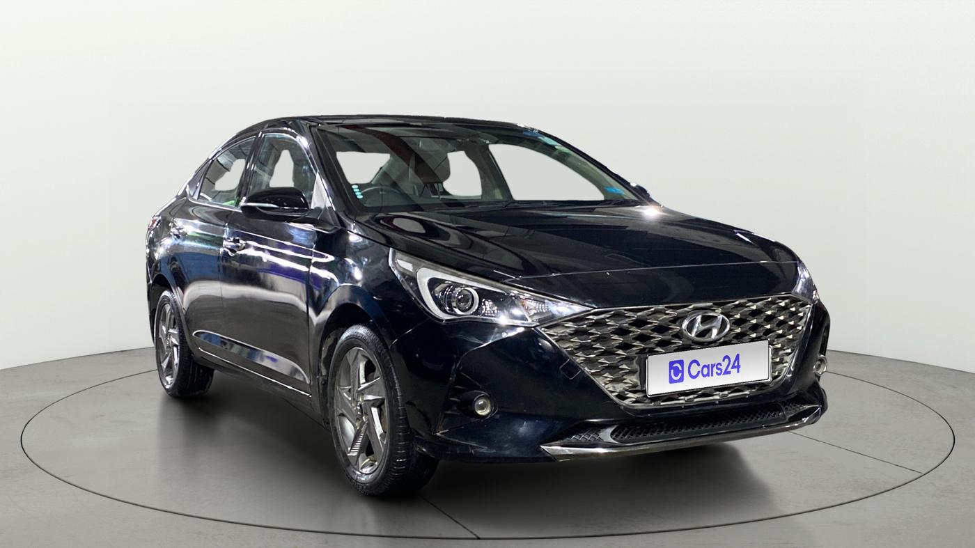 2022 Hyundai Verna SX 1.5 VTVT, Petrol, Manual, 29,322 km, SRP