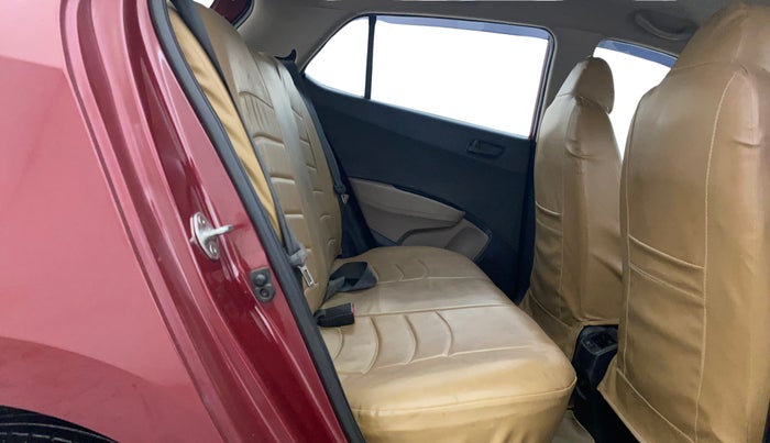 2015 Hyundai Grand i10 MAGNA 1.2 KAPPA VTVT, Petrol, Manual, 29,996 km, Right Side Rear Door Cabin