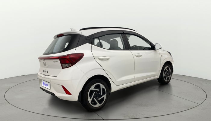 2025 Hyundai GRAND I10 NIOS SPORTZ AMT 1.2 KAPPA VTVT, Petrol, Automatic, 8,510 km, Right Back Diagonal