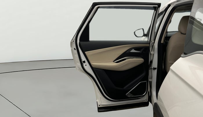 2023 MG HECTOR SHARP PRO 1.5 PETROL TURBO CVT PETROL, Petrol, Automatic, 22,677 km, LHS Rear Door