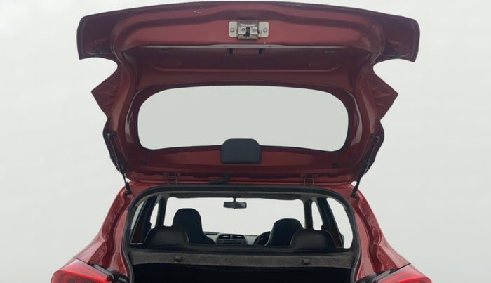 2016 Renault Kwid RXT 1.0 AMT, Petrol, Automatic, 86,293 km, Boot Door Open