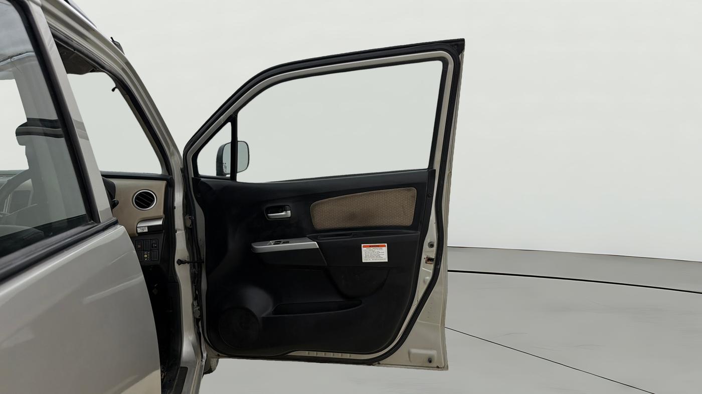 2018 Maruti Wagon R 1.0 LXI CNG, CNG, Manual, 49,012 km, RHS Front Door